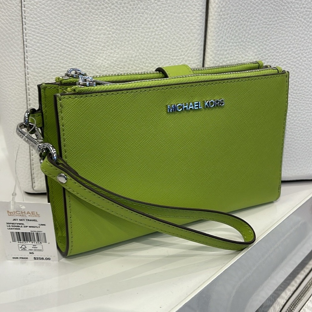 MICHAEL KORS LG DOUBLE ZIP WRISTLET Wallet Phone Case Holder 
Lime
NWT - Picture 2 of 16